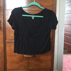 V-neck crop